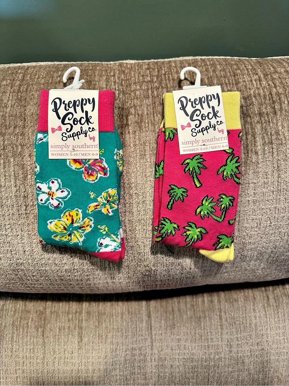 Preppy Sock Supply Co. Floral Women's Socks blue & pink palm trees NWT 2 packs
